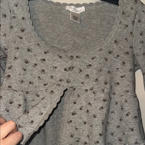 Gray Long Sleeve Ribbed, Fitted Crop Top - Picture 6 of 6